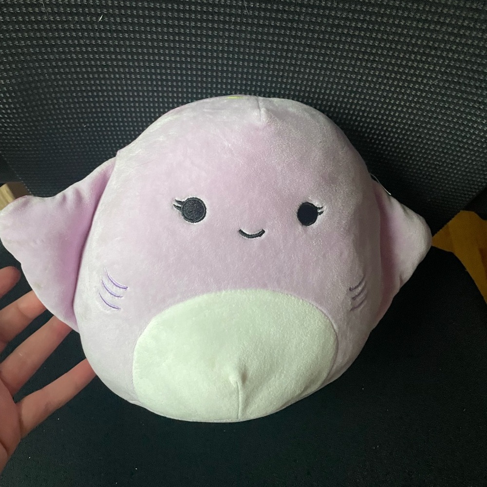 Aziza 8” Squishmallow